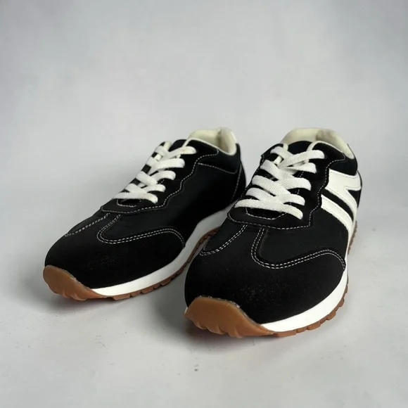 Black White Retro Sneakers Lace Up Athletic Casual Shoes Gum Sole Size 7.5 - Picture 14 of 15